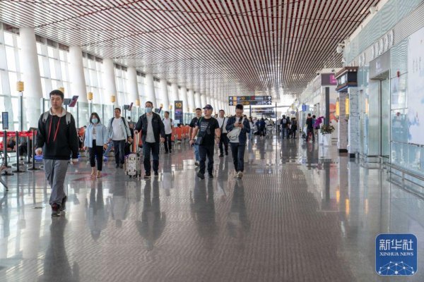 熊猫配资 辉煌60载 魅力新西藏｜今年上半年西藏民航旅客吞吐量370万人次_大皖新闻 | 安徽网